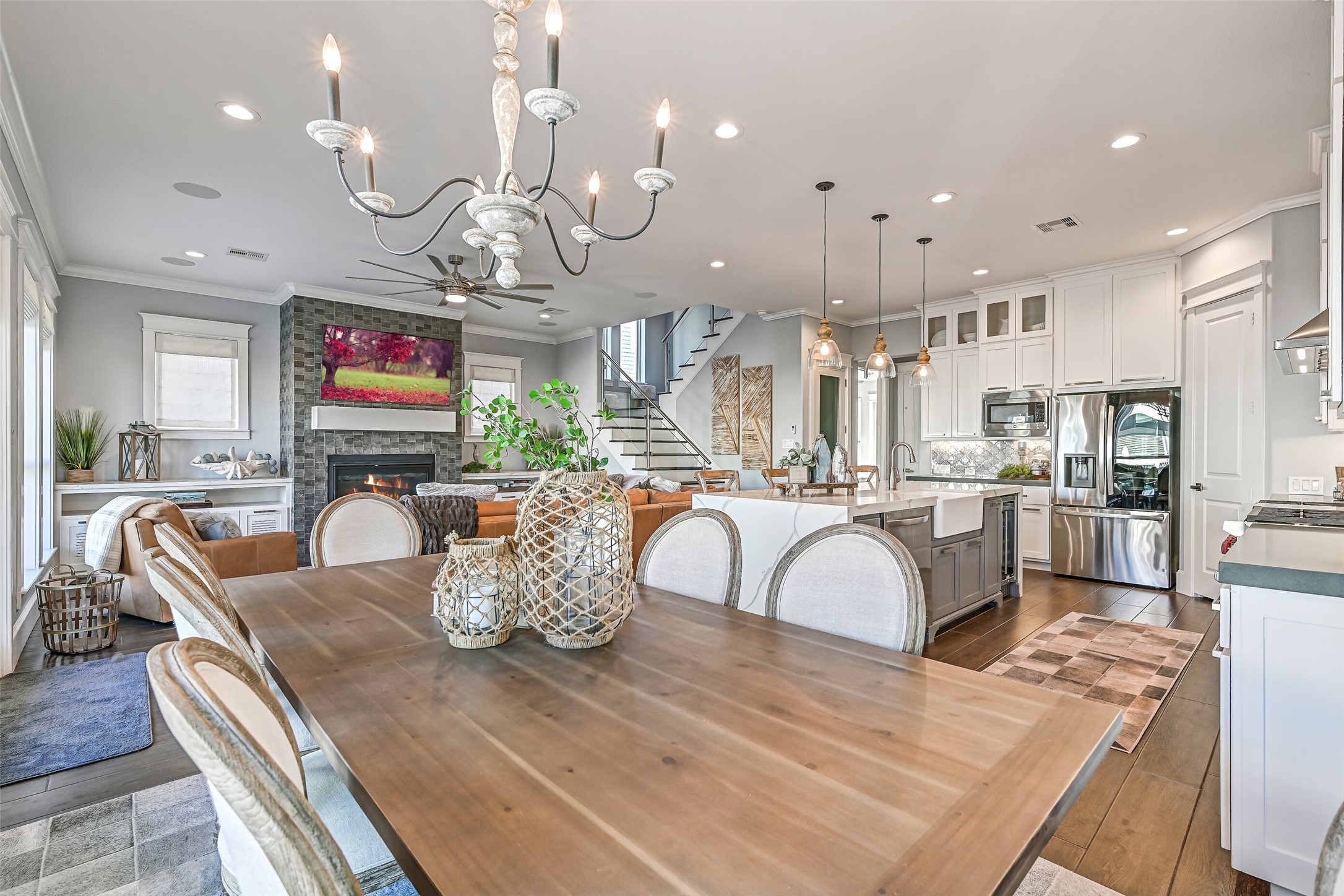 3839 Periwinkle Galveston, TX 77554 - Photo 13 of 49