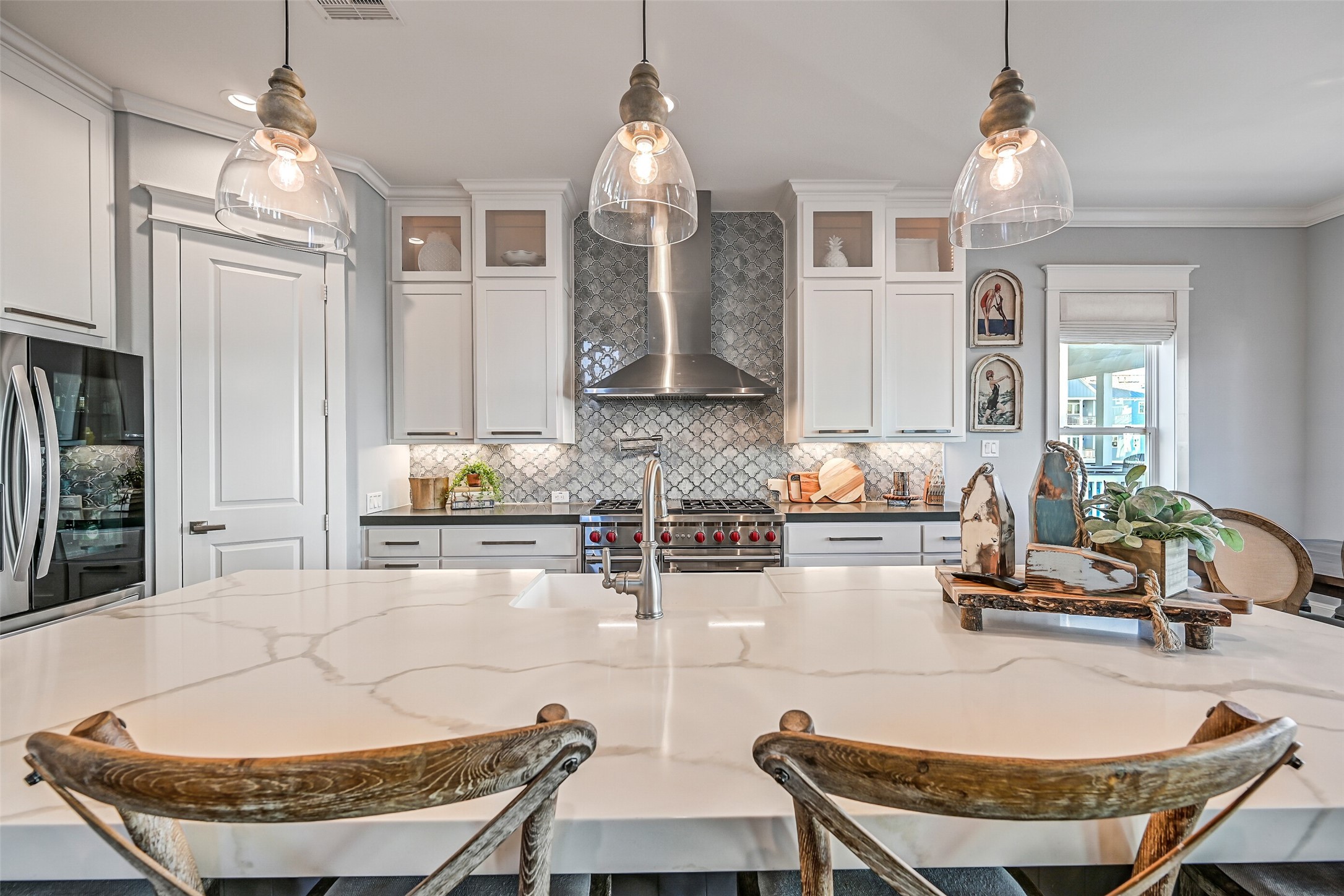 3839 Periwinkle Galveston, TX 77554 - Photo 9 of 49