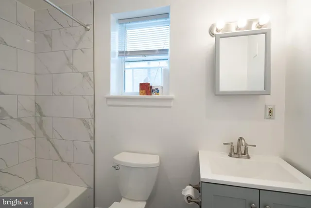 $1,900 | 1817 North Gratz Street, Philadelphia, PA 19121