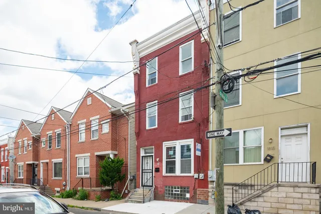 $1,900 | 1817 North Gratz Street, Philadelphia, PA 19121