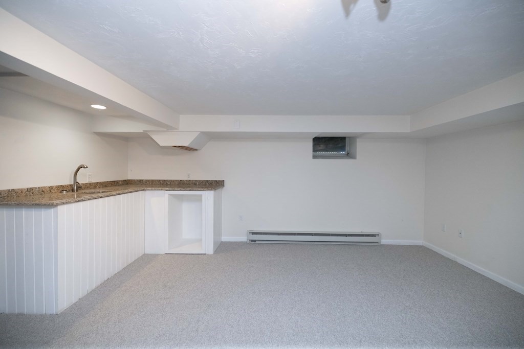 41 Whitewood Road Milford, MA 01757 - Photo 23 of 31 Gallery Image 23