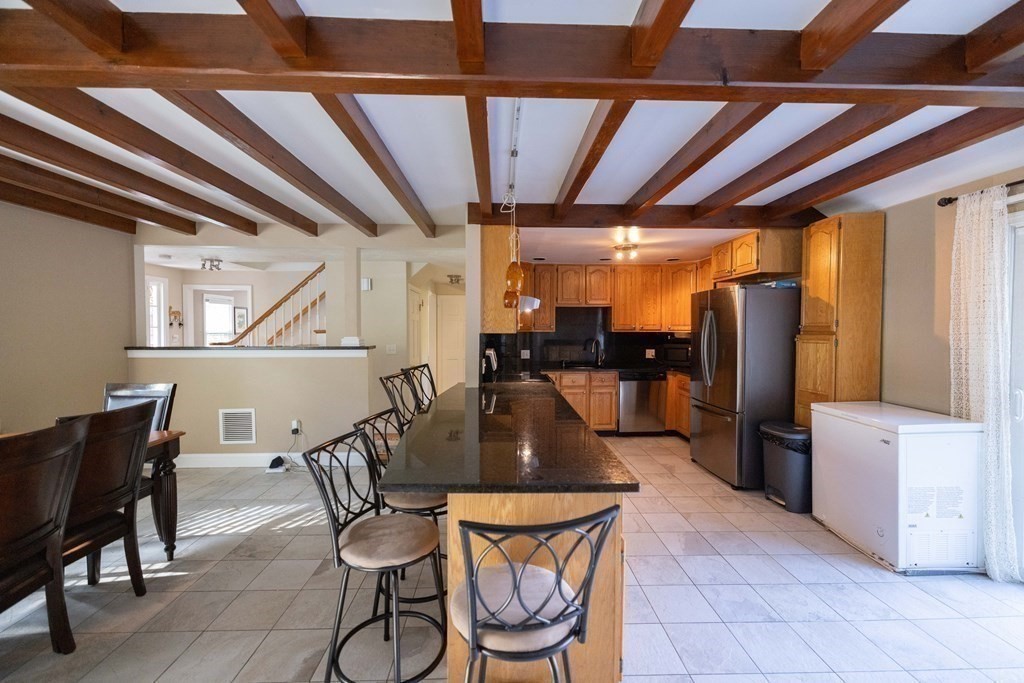 41 Whitewood Road Milford, MA 01757 - Photo 5 of 31 Gallery Image 5
