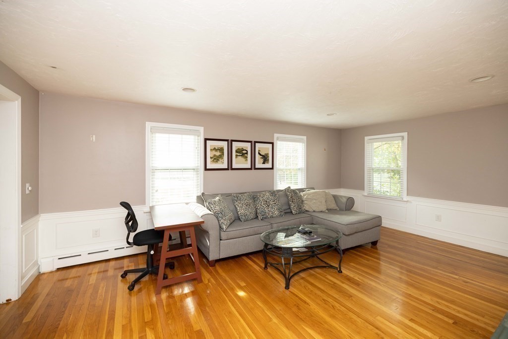 41 Whitewood Road Milford, MA 01757 - Photo 6 of 31 Gallery Image 6