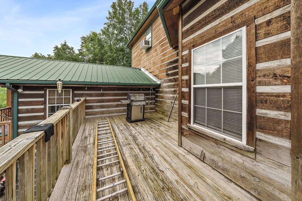 1737 Parrotts Chapel Road Sevierville, TN 37876 - Photo 24 of 30 Gallery Image 24