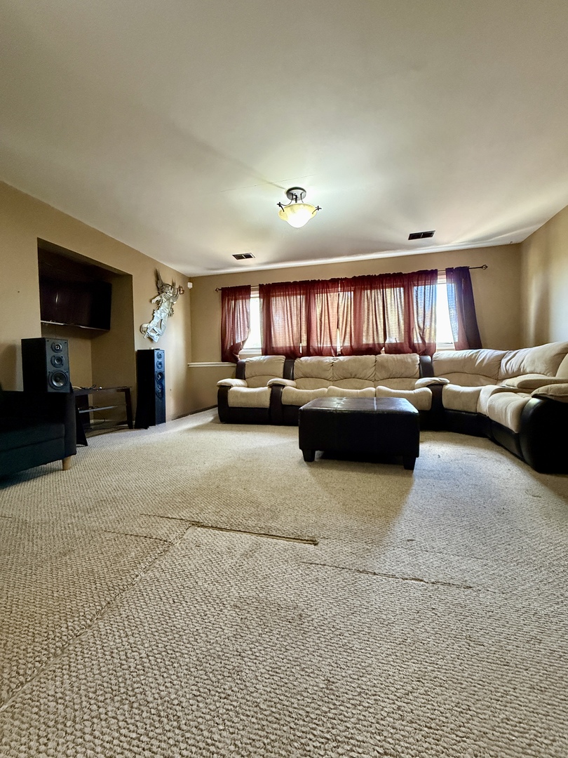 2304 Olde Mill Road Plainfield, IL 60586 - Photo 12 of 14