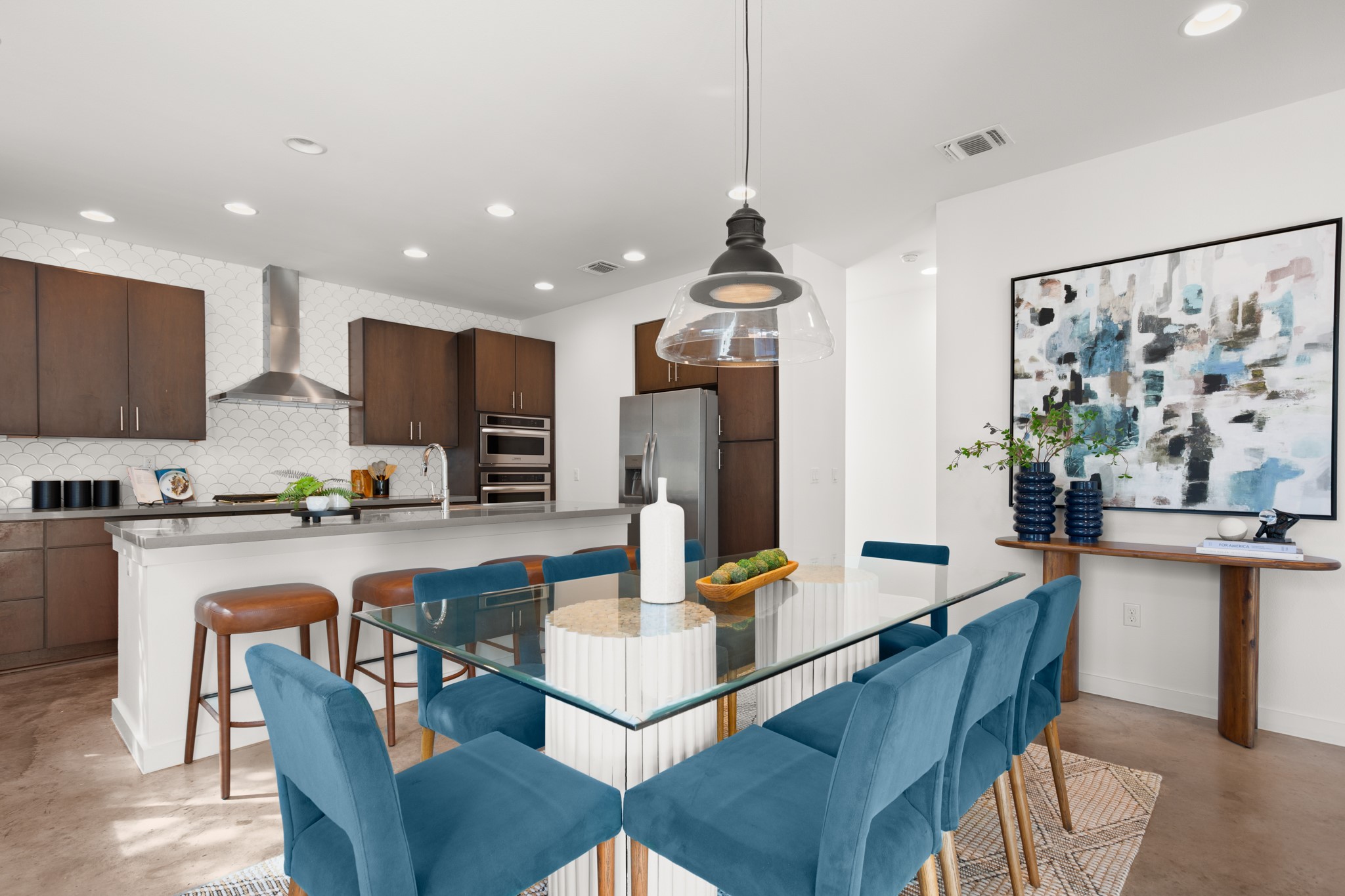 4111 Spicewood Springs Road, Unit 1 Austin, TX 78759 - Photo 13 of 31 Perfect spot for dinner parties or casual weeknight meals