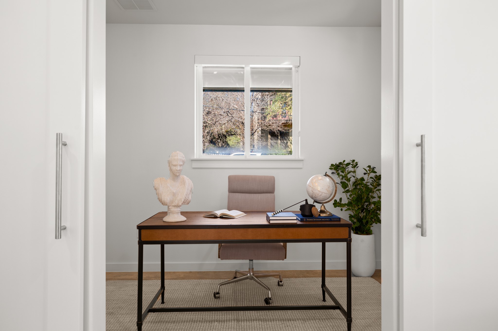 4111 Spicewood Springs Road, Unit 1 Austin, TX 78759 - Photo 6 of 31 Extra room to work, create, or unwind