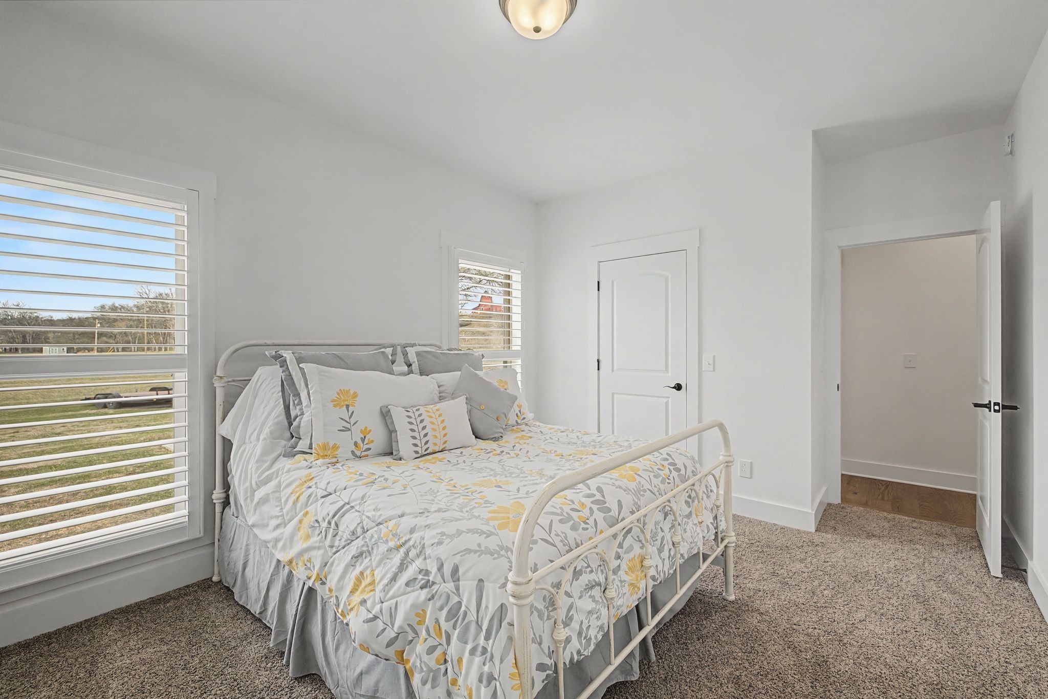 238 Hill Creek Road Woodbury, TN 37190 - Photo 26 of 40 a bedroom with a bed and a window