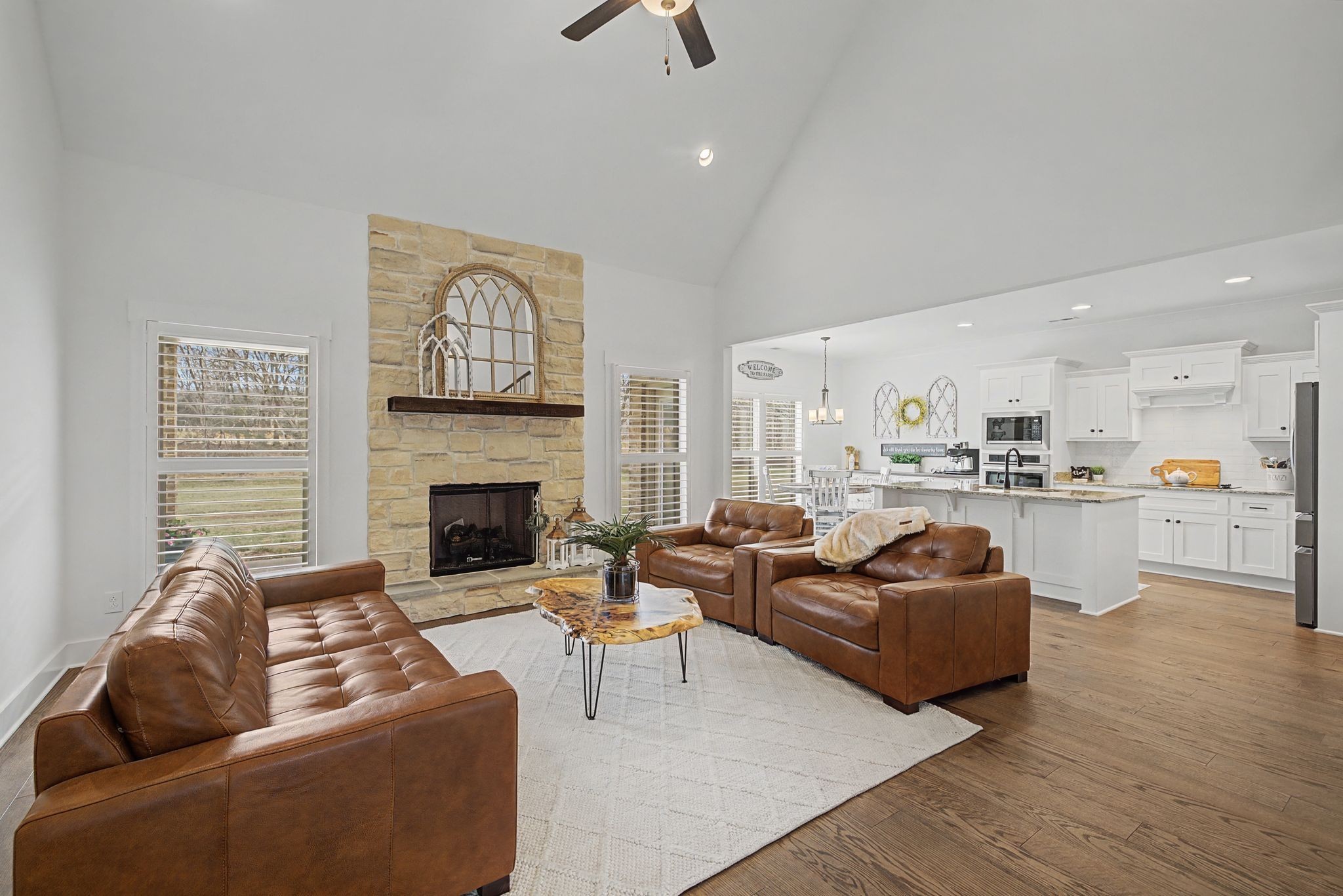 238 Hill Creek Road Woodbury, TN 37190 - Photo 3 of 40 a living room with furniture and a fireplace