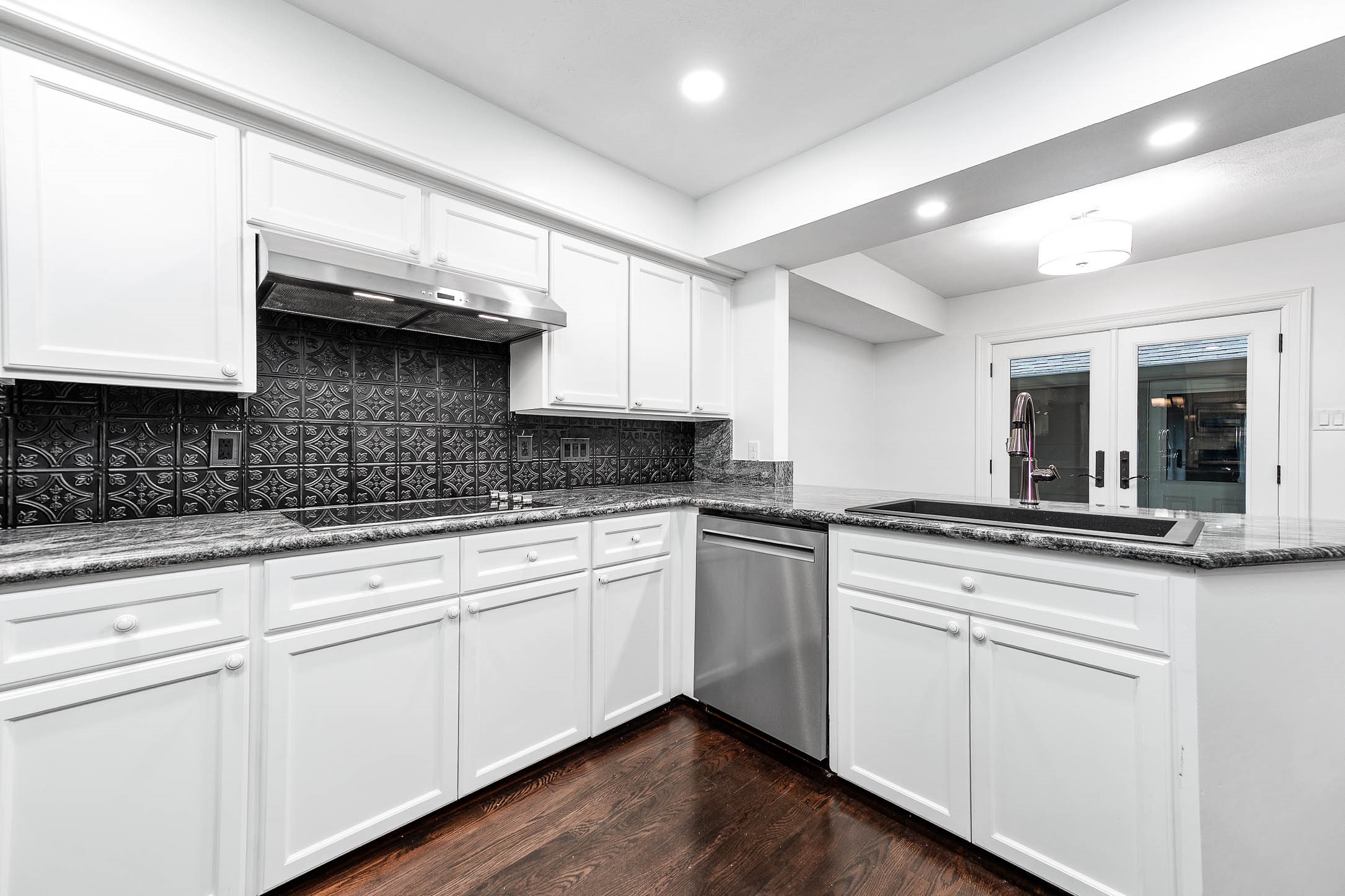 727 Bunker Hill Road, Unit 104 Houston, TX 77024 - Photo 24 of 34