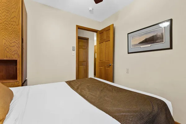 $179,000 | 4908 Landmark Circle, Unit 204, Egg Harbor, WI 54209