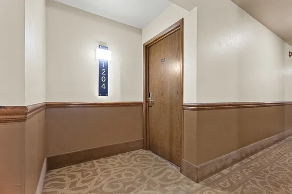 $179,000 | 4908 Landmark Circle, Unit 204, Egg Harbor, WI 54209