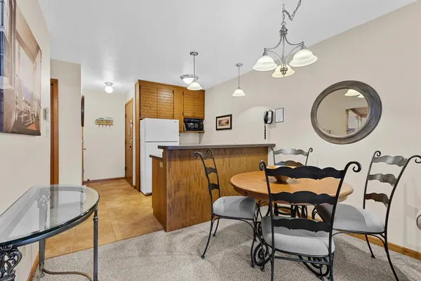 $179,000 | 4908 Landmark Circle, Unit 204, Egg Harbor, WI 54209