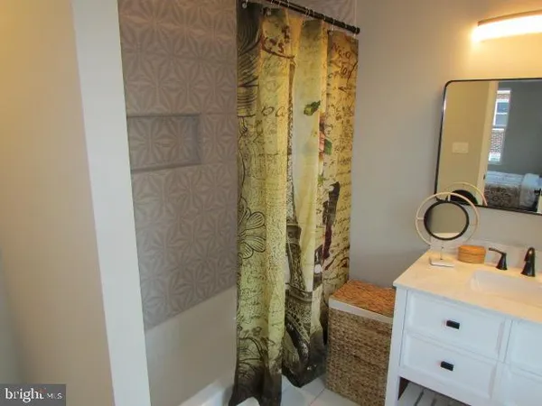 $749,900 | 2814 Rhode Island Avenue Northeast, Washington, DC 20018