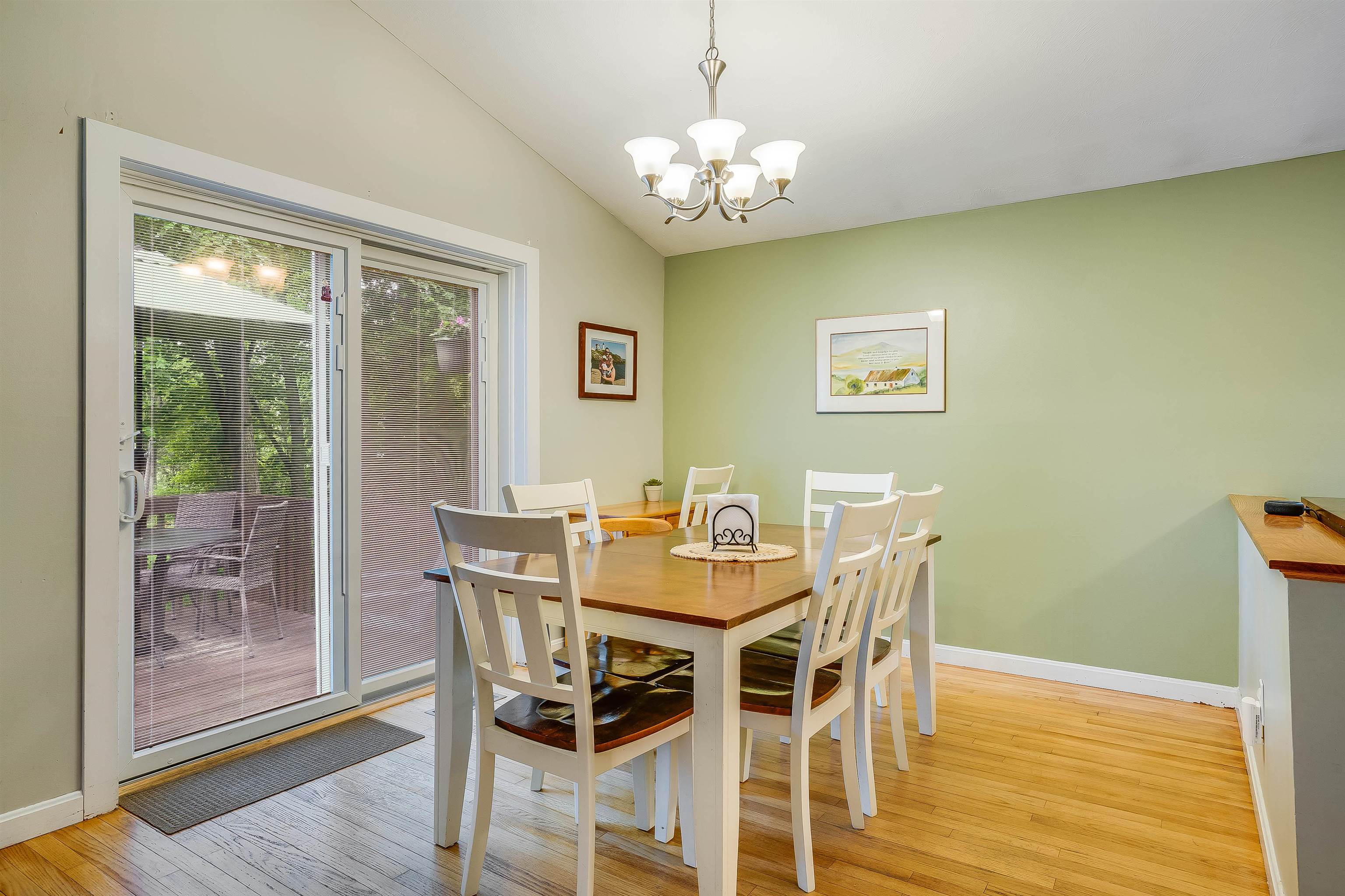 27 Cypress Road Milford, NH 03055 - Photo 8 of 36