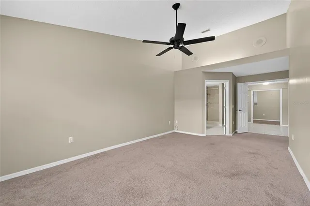 $2,400 | 4209 Brentwood Park Circle, Tampa, FL 33624