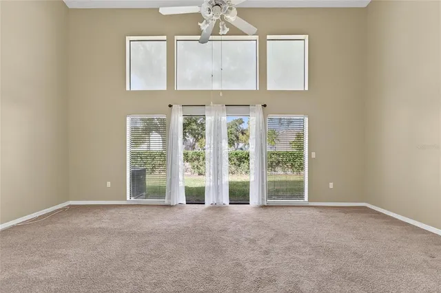 $2,400 | 4209 Brentwood Park Circle, Tampa, FL 33624