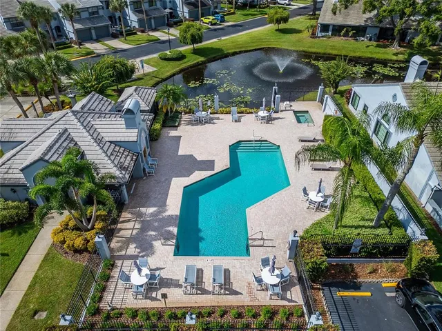 $2,400 | 4209 Brentwood Park Circle, Tampa, FL 33624