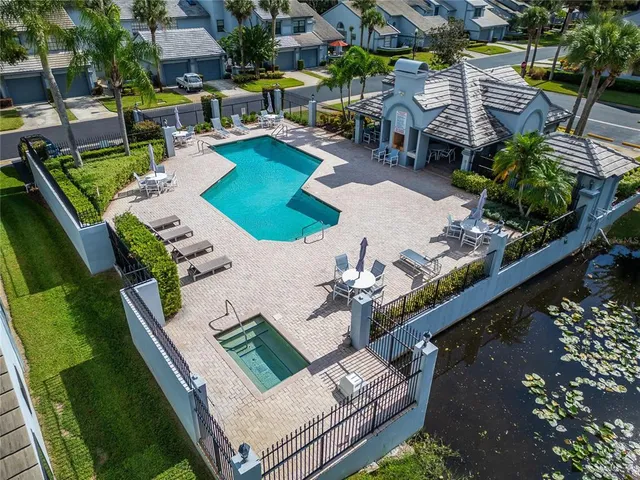 $2,400 | 4209 Brentwood Park Circle, Tampa, FL 33624