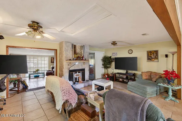 $219,900 | 734 Canterbury Drive, Biloxi, MS 39532