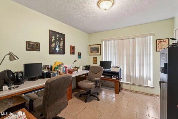 $219,900 | 734 Canterbury Drive, Biloxi, MS 39532