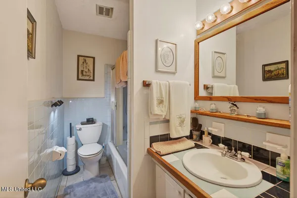 $219,900 | 734 Canterbury Drive, Biloxi, MS 39532