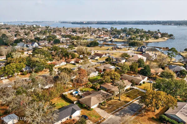 $219,900 | 734 Canterbury Drive, Biloxi, MS 39532