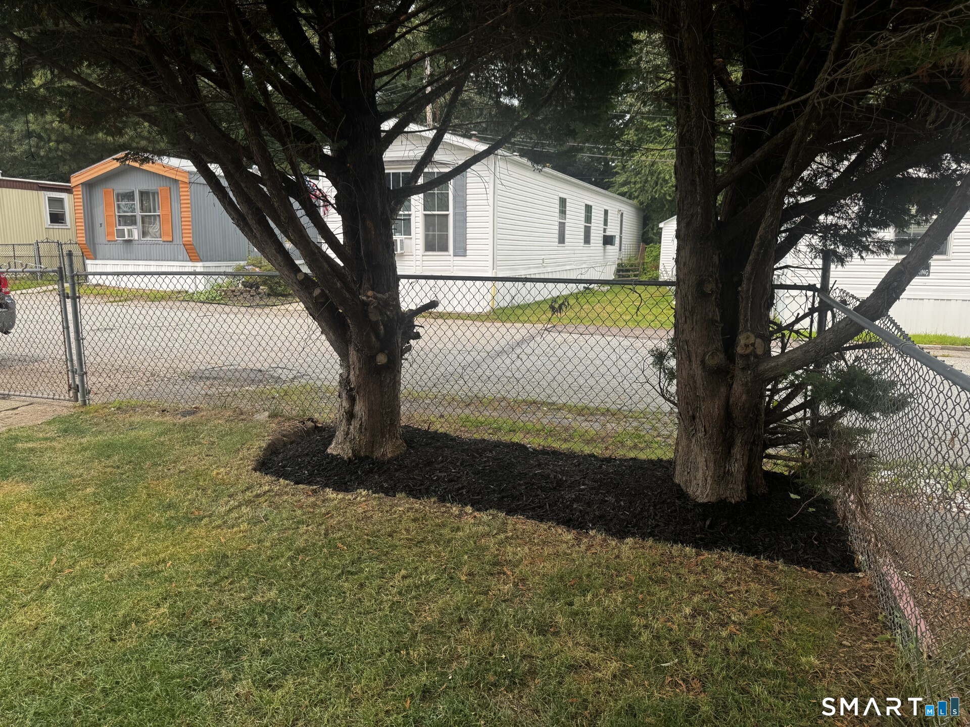 1042 Poquonnock Road Groton, CT 06340 - Photo 19 of 20