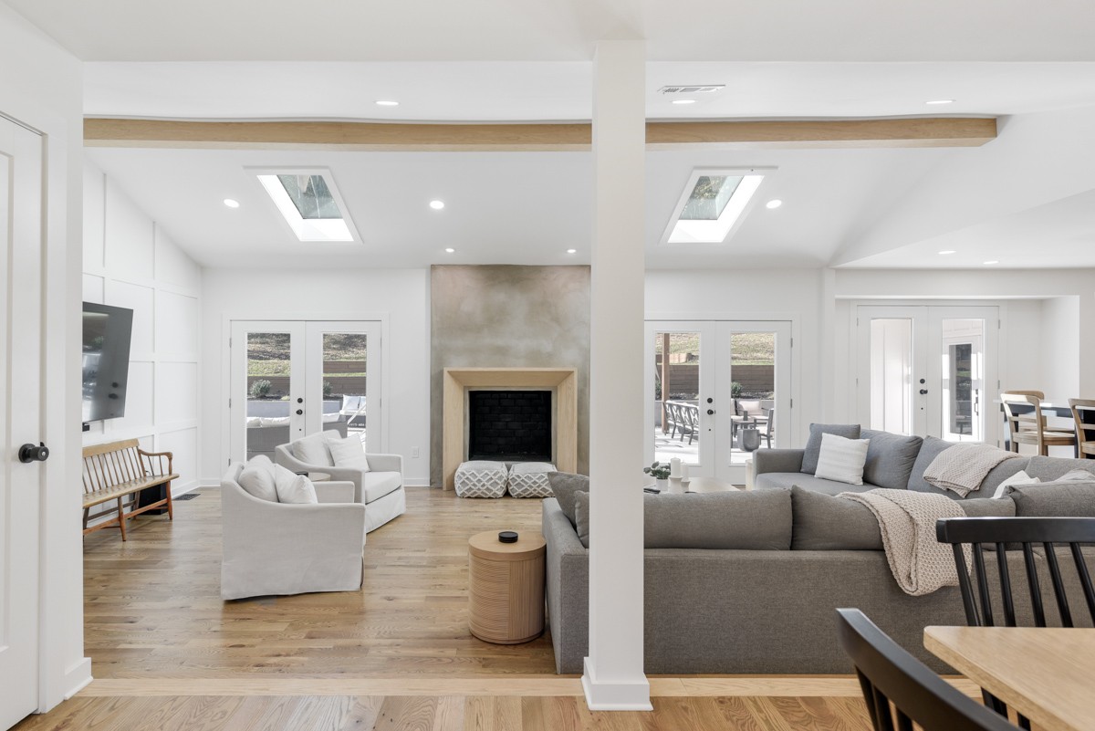 270 Hurt Road Hendersonville, TN 37075 - Photo 13 of 68 a living room with furniture and a fireplace