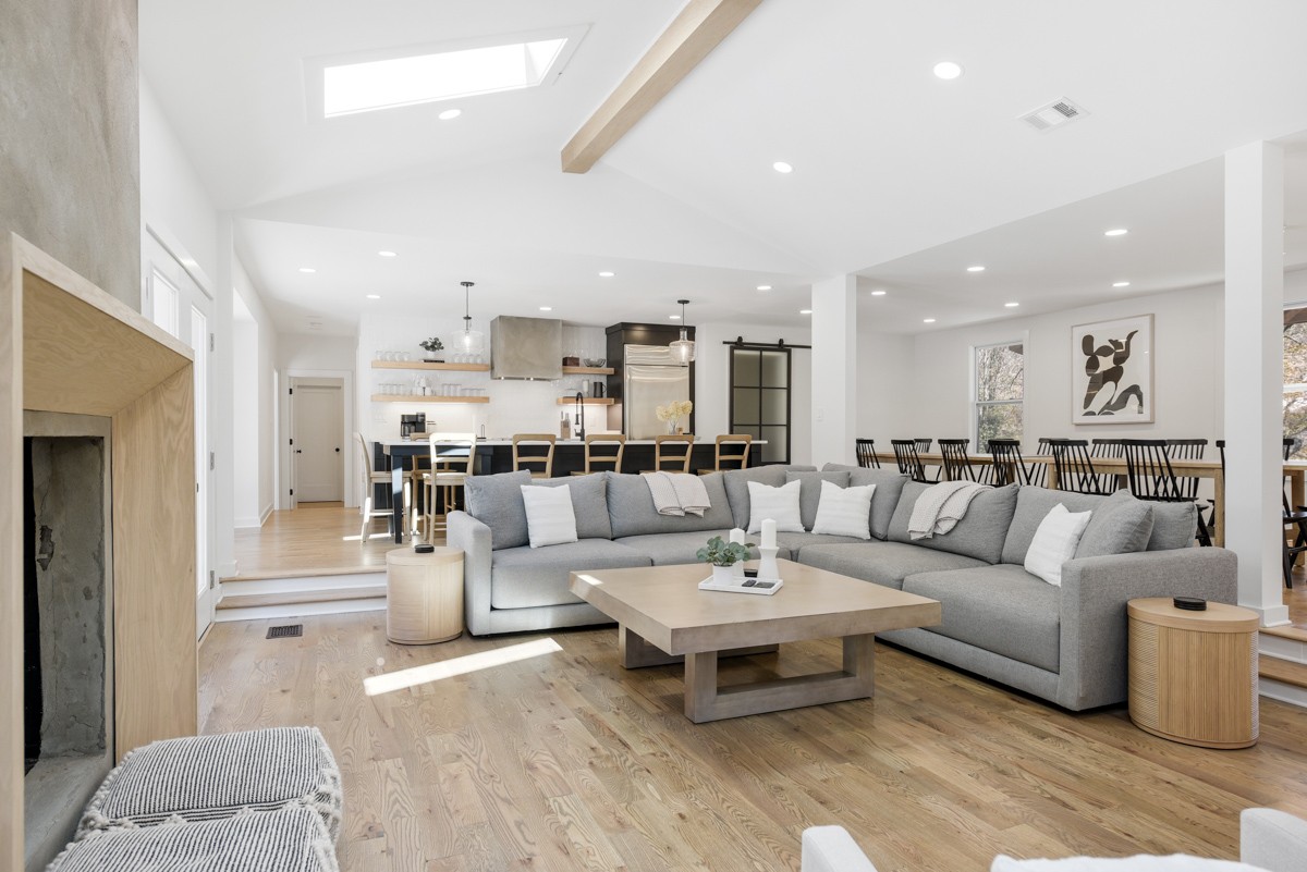 270 Hurt Road Hendersonville, TN 37075 - Photo 16 of 68 a living room with furniture and a view of kitchen