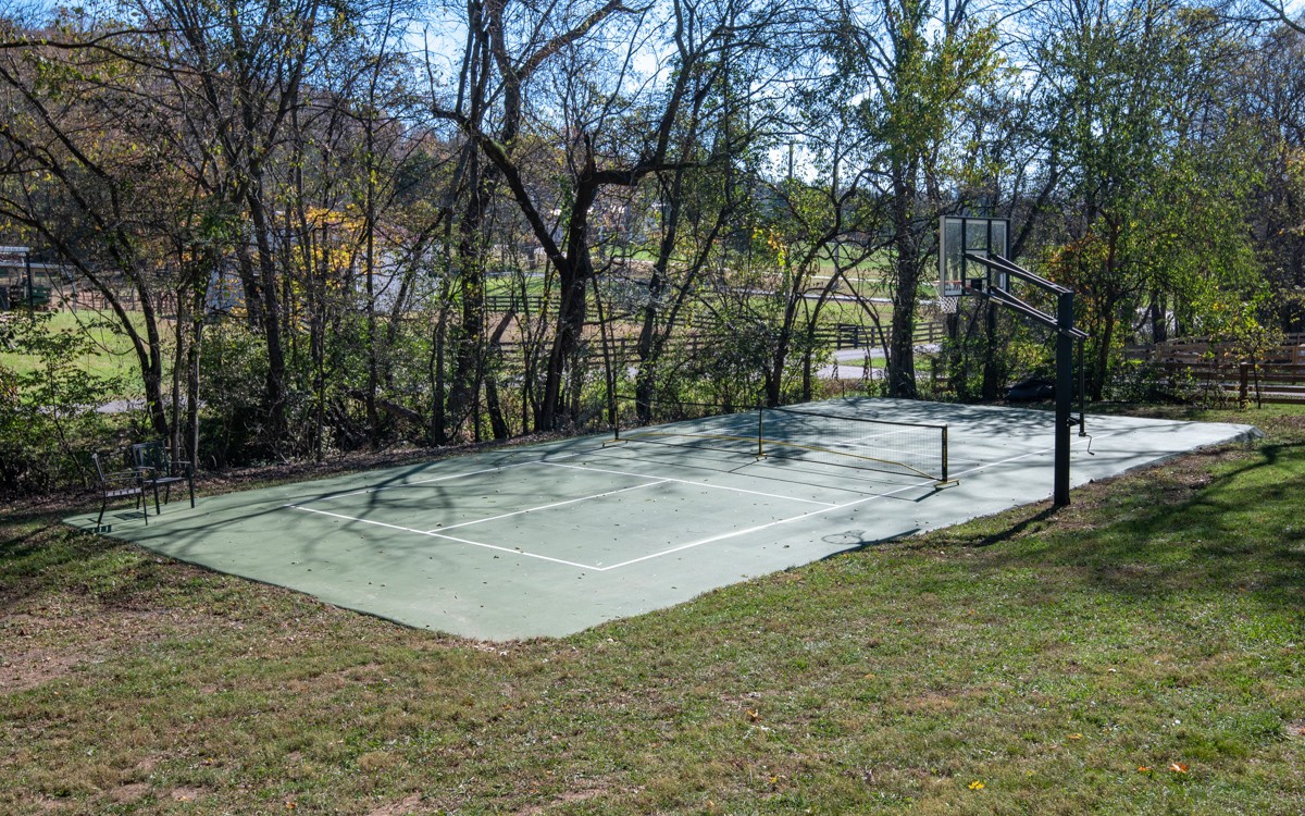 270 Hurt Road Hendersonville, TN 37075 - Photo 51 of 68 a view of a park with trees