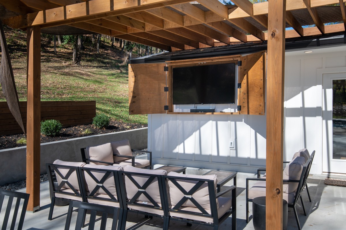 270 Hurt Road Hendersonville, TN 37075 - Photo 58 of 68 a outdoor dining space with furniture and outdoor view