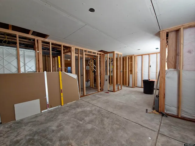 $585,000 | 316 Burns Avenue, Evanston, WY 82930