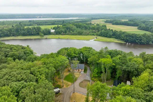 $1,295,000 | 886 Middle Road, Dresden, ME 04342