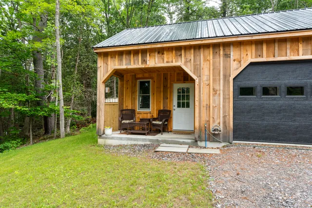 $1,295,000 | 886 Middle Road, Dresden, ME 04342
