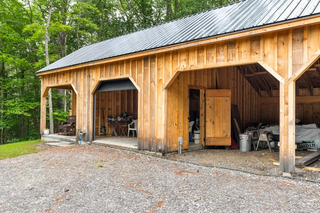 $1,295,000 | 886 Middle Road, Dresden, ME 04342