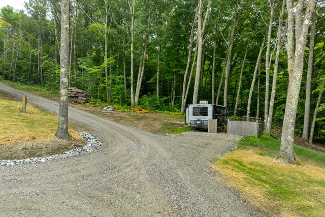 $1,295,000 | 886 Middle Road, Dresden, ME 04342