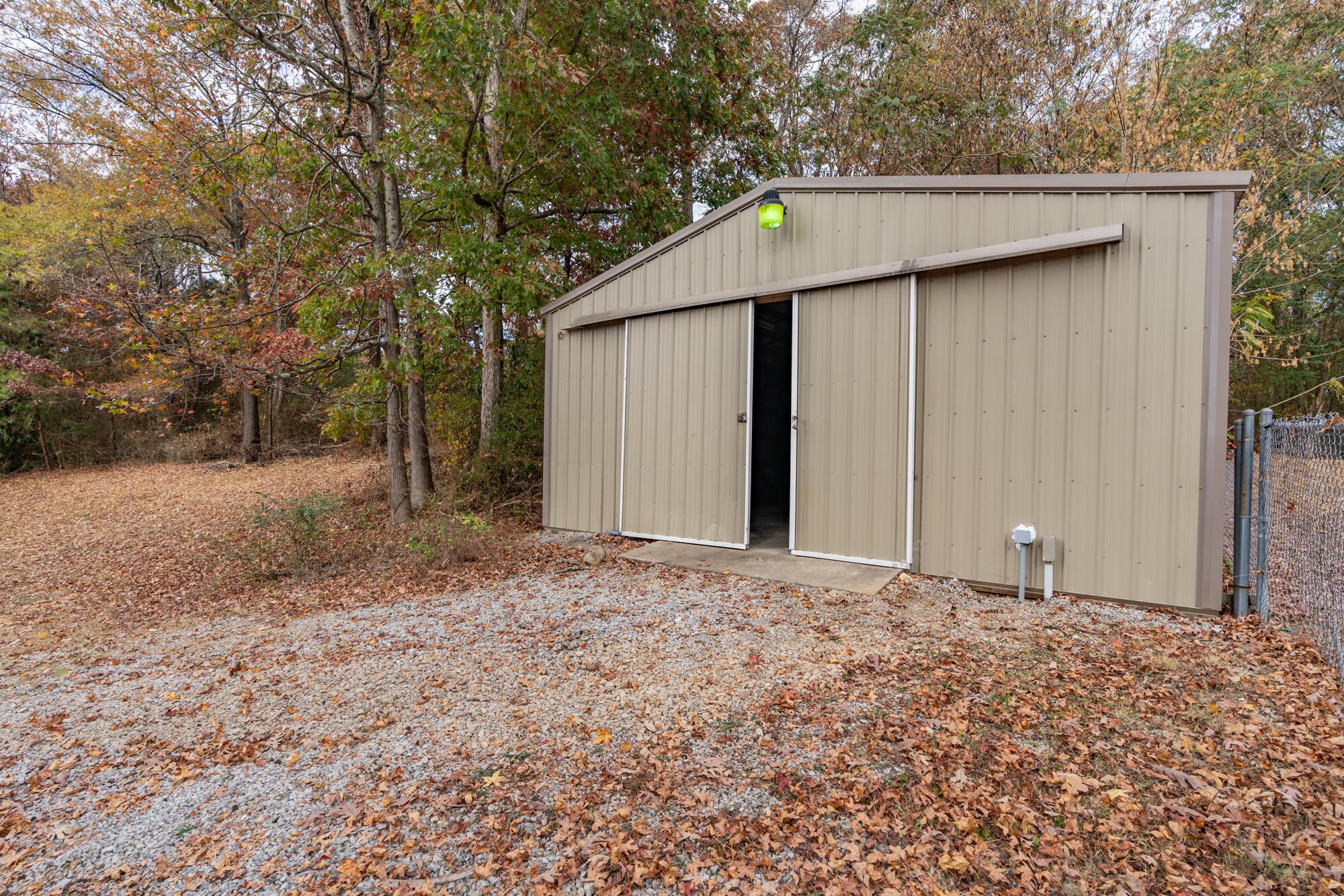 6303 Champion Road Chattanooga, TN 37416 - Photo 2 of 43