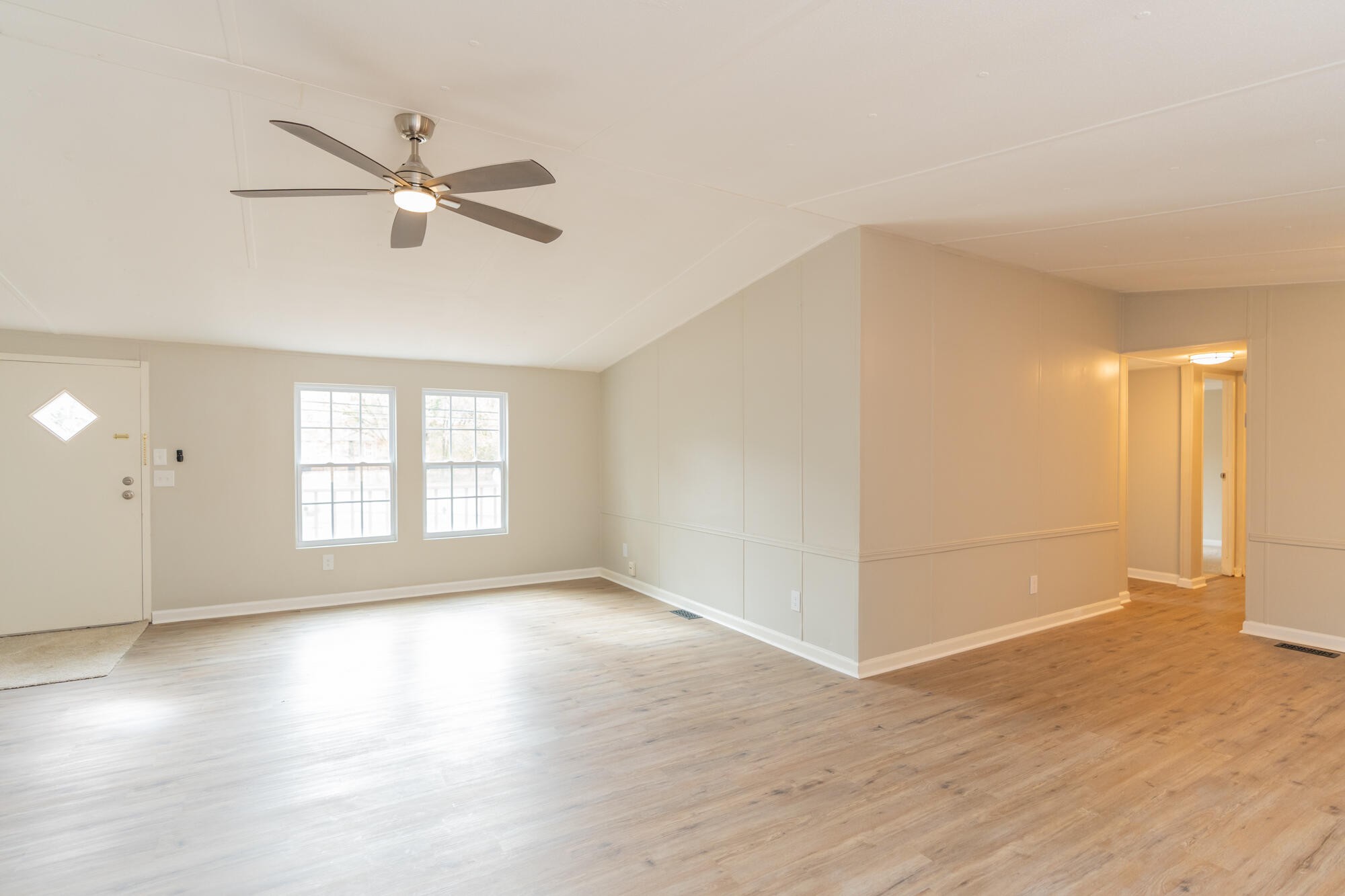 6303 Champion Road Chattanooga, TN 37416 - Photo 6 of 43