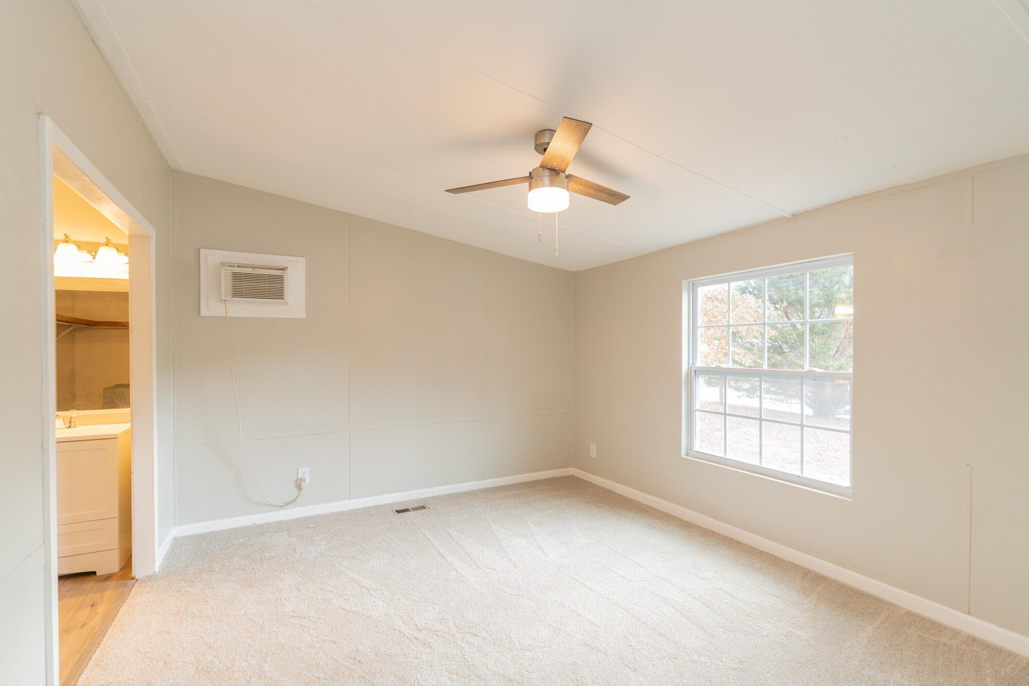 6303 Champion Road Chattanooga, TN 37416 - Photo 7 of 43