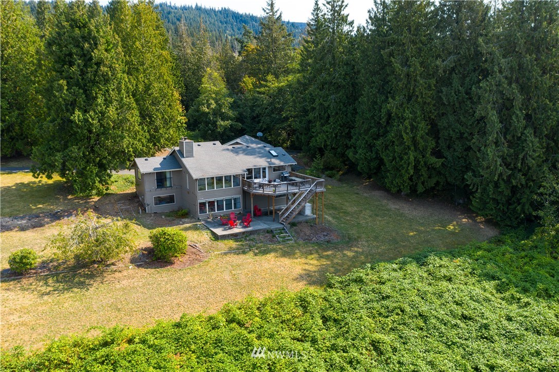 3020 Lakeshore Road Bellingham, WA 98226 - Photo 1 of 37 Gallery Image 1