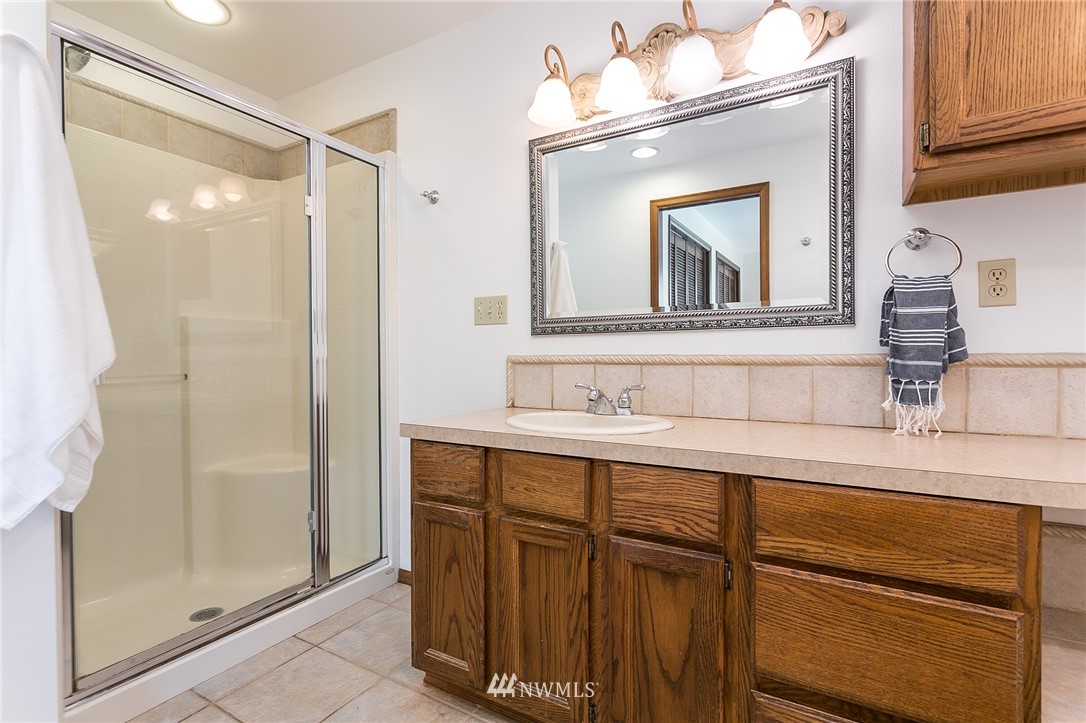 3020 Lakeshore Road Bellingham, WA 98226 - Photo 21 of 37 Gallery Image 21