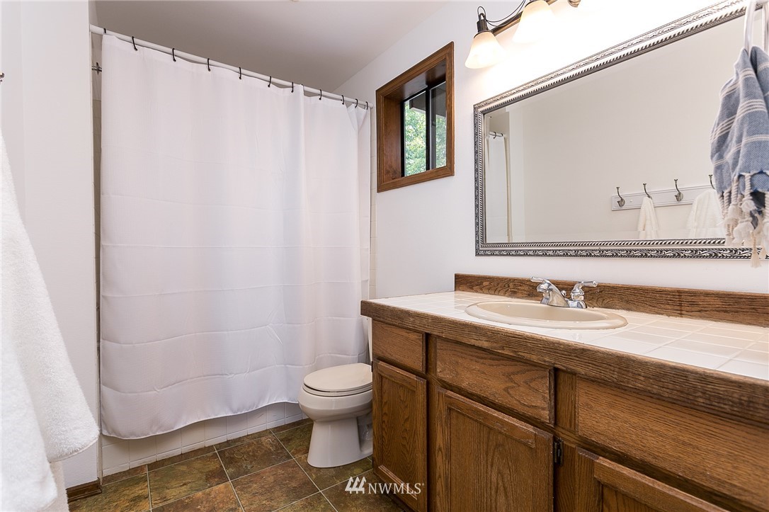 3020 Lakeshore Road Bellingham, WA 98226 - Photo 25 of 37 Gallery Image 25