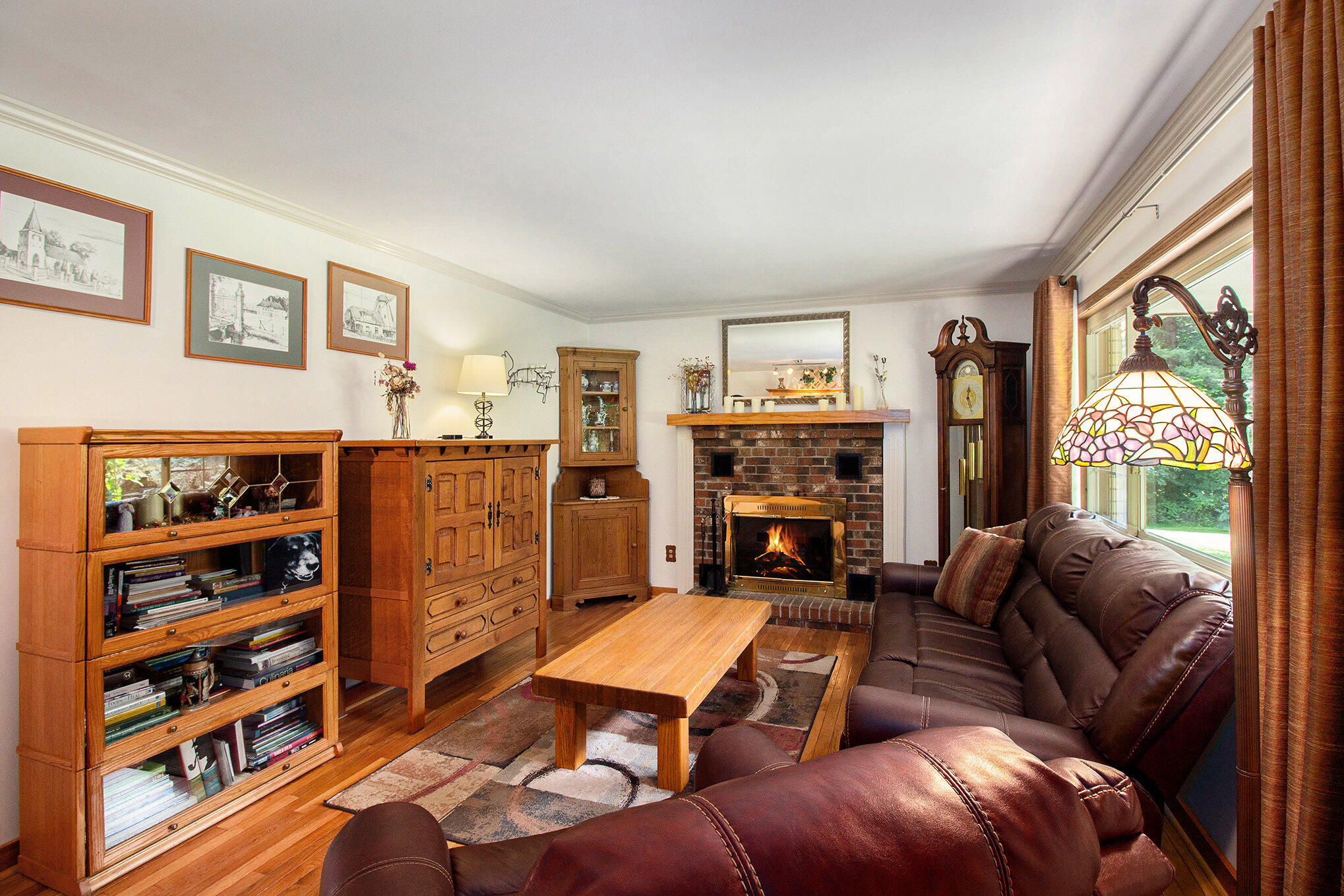 120 Keddle Road Howell, MI 48843 - Photo 4 of 27 Living room
