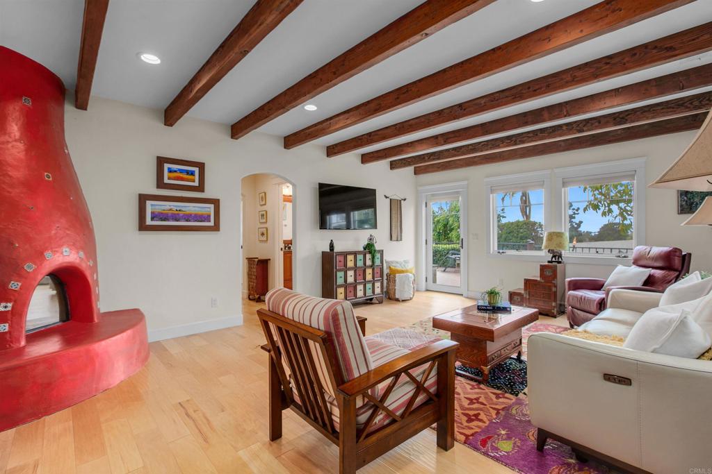1503 Ridgeway Street Oceanside, CA 92054 - Photo 2 of 56 a living room with furniture
