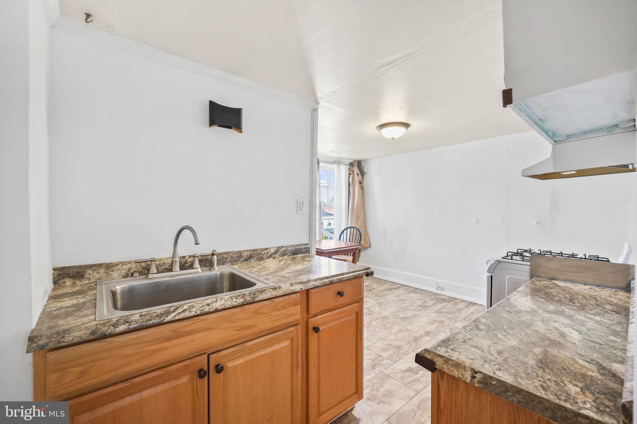 3 Columbus Avenue, Unit 3 Trenton, NJ 08629 - Photo 3 of 11