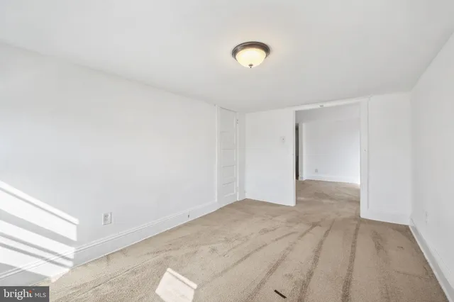 $1,400 | 3 Columbus Avenue, Unit 3, Trenton, NJ 08629