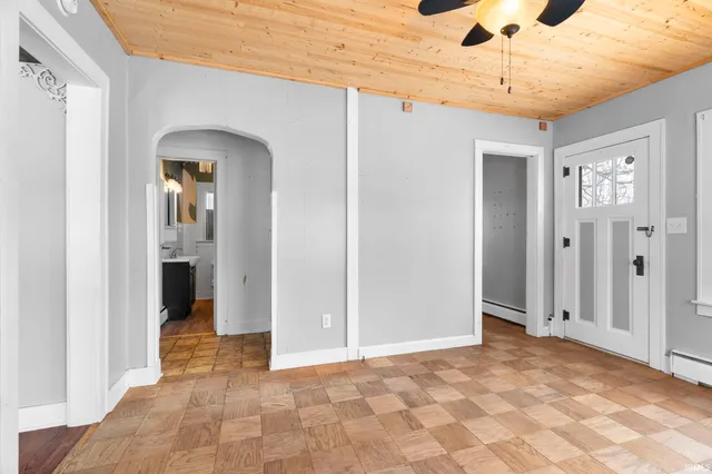 $144,900 | 538 South Illinois Street, Monticello, IN 47960