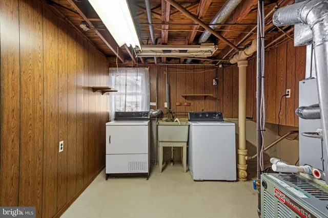 $300,000 | 748 Dartmouth Drive, Wenonah, NJ 08090