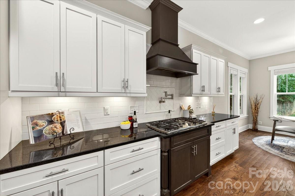 1624 Brook Road Charlotte, NC 28205 - Photo 22 of 48 Gallery Image 22